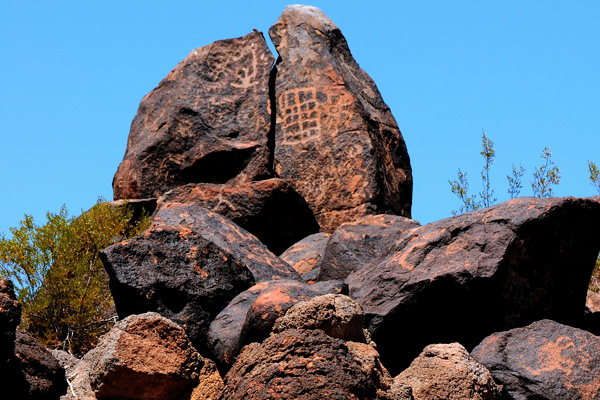 Hohokam Petroglyphs in Phoenix Arizona